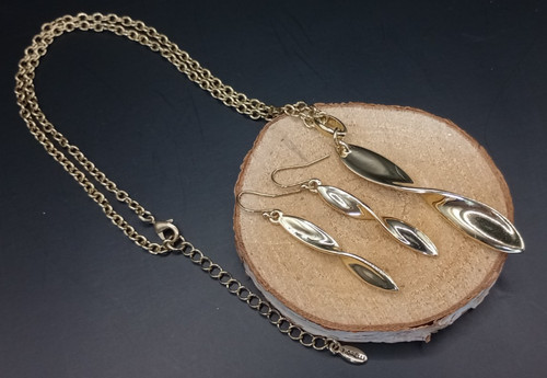 Fiorelli necklace and earrings - fiorelli,